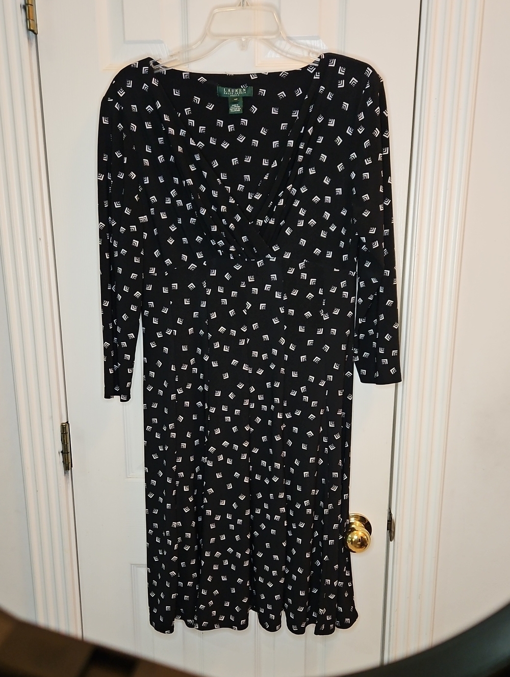 Lauren Ralph Lauren, Black V-Neck 3/4 Sleeve Print Dress, Sz 14P, EC
